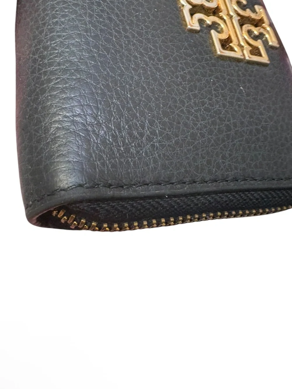 Tory Burch compact small black leather T logo zippy wallet
